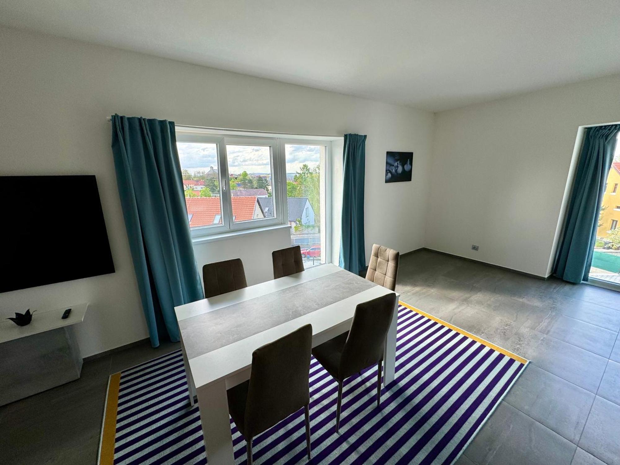 Byt Apartman 74M2 Vyhled Klid Priroda Praha Exteriér fotografie