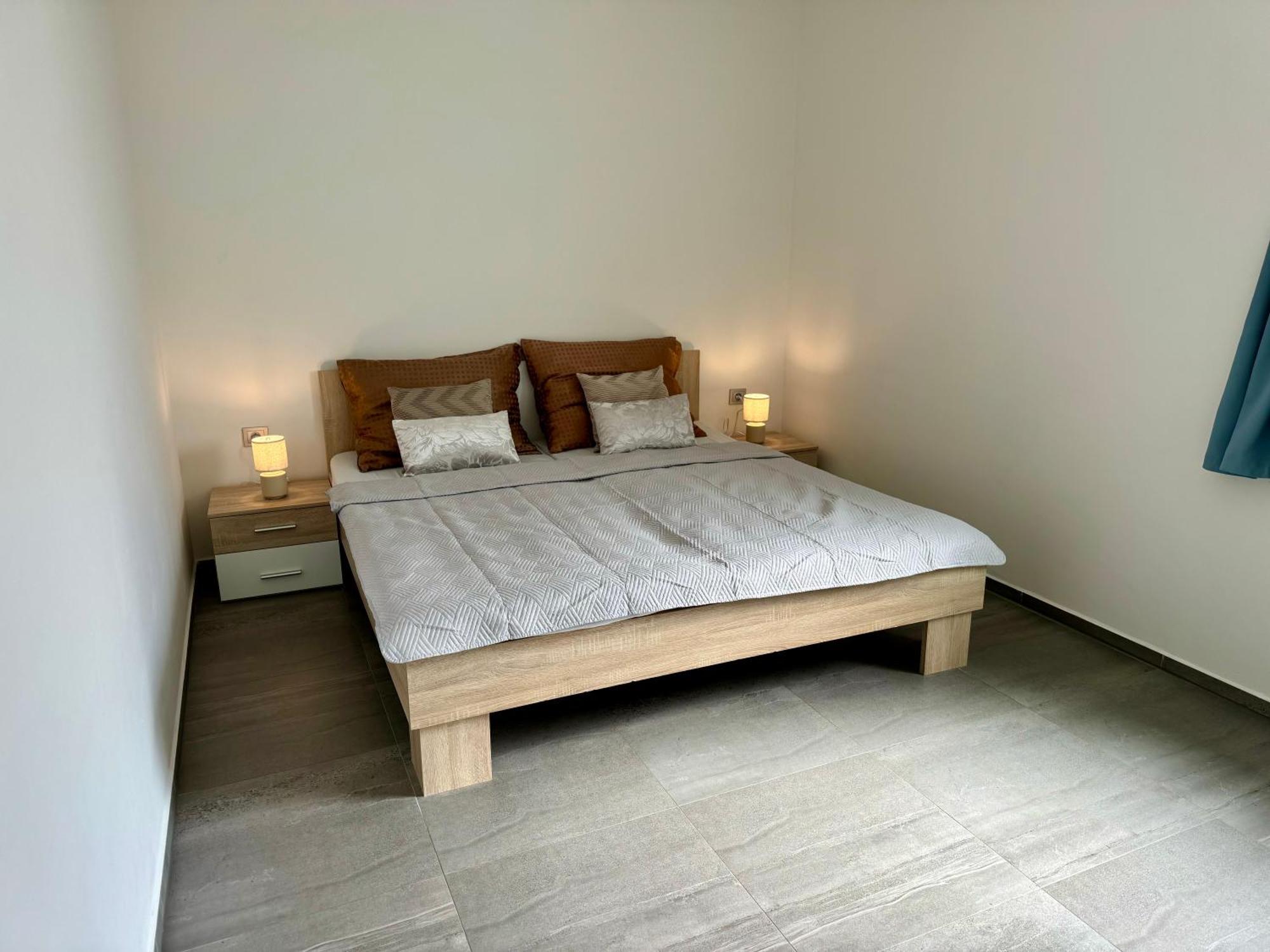 Byt Apartman 74M2 Vyhled Klid Priroda Praha Exteriér fotografie